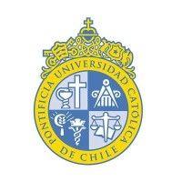 escuela de administración uc logo image