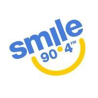 smile 90.4fm logo image