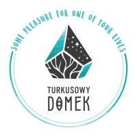 turkusowy domek