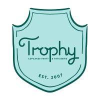 trophy cupcakes and party