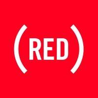 (red)