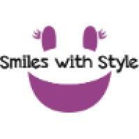 smiles with style logo image