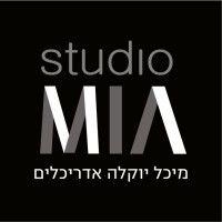 studio mia - michal iuclea architects logo image