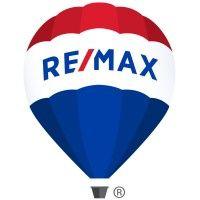 re/max one the woodlands & spring logo image