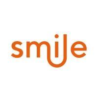 smile versicherung logo image