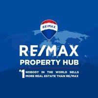 re/max property hub logo image