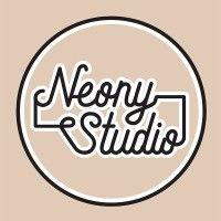 neony studio aranżacja wnętrz