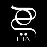 مجلة هي | hia magazine logo image