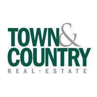 town & country real estate logo image