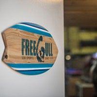 freegull sea sports logo image