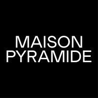 maison pyramide logo image