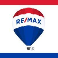 re/max universal logo image