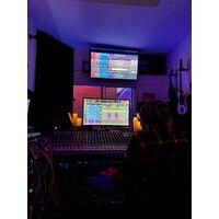 room 2 studios: boutique recording & production studio