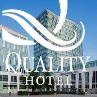 quality hotel view logo image