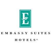 embassy suites by hilton milwaukee brookfield logo image