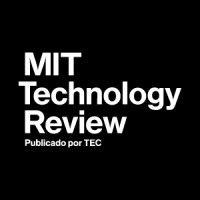 mit technology review brasil logo image