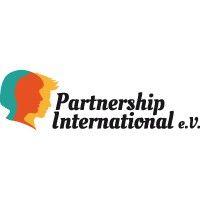 partnership international e.v. logo image