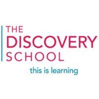 the discovery school logo image