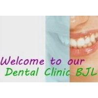 dental clinic logo image