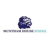 muntham house school logo image