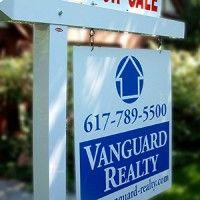 vanguard realty logo image