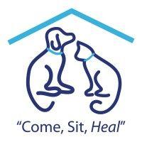 macungie animal hospital logo image