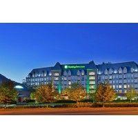 holiday inn & suites north vancouver