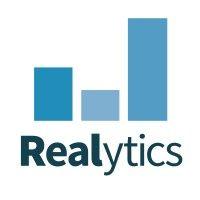 realytics logo image