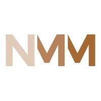 new modern mom logo image