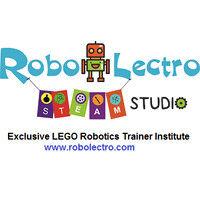 robolectro steam studio logo image