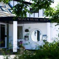 skjalm hvide hotel logo image