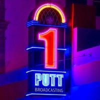 one putt broadcasting logo image