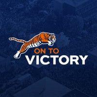 on to victory logo image