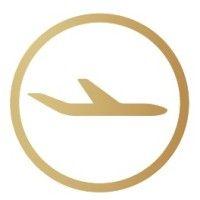 paramount business jets logo image