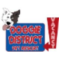 doggie district pet resort logo image