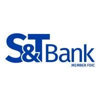 s&t bank logo image